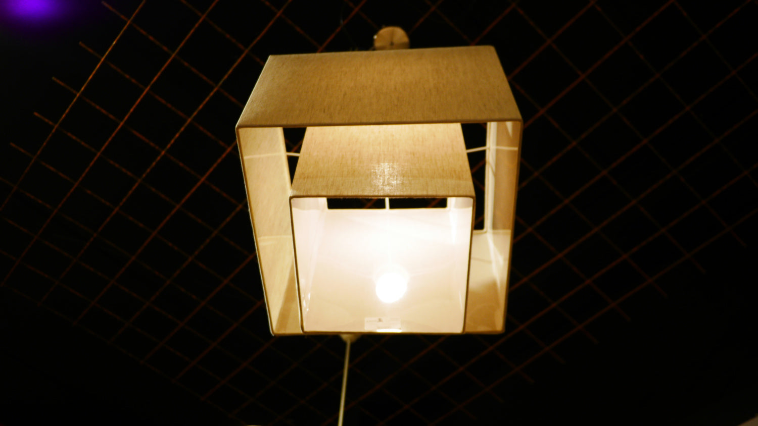 Suspension Simple Blanche  avec Double Abat-Jours Imbriqués